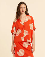 Blusa Estampada Caracolas