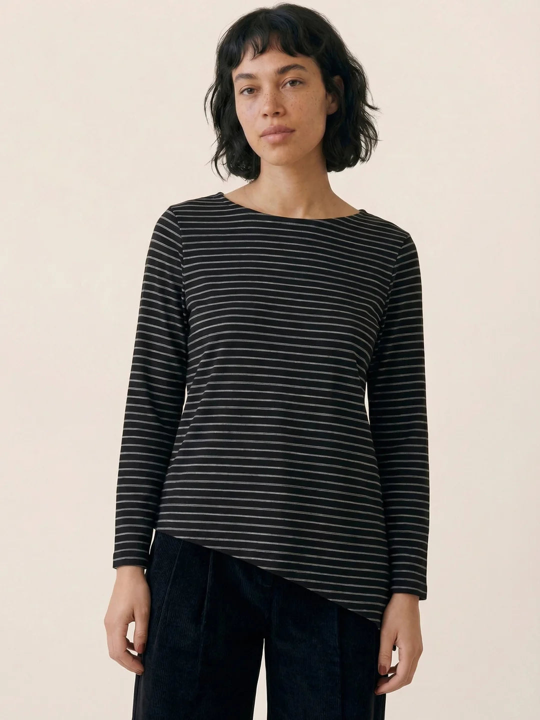 CAMISETA RAYAS CON CUELLO BARCO ASIMETRICA