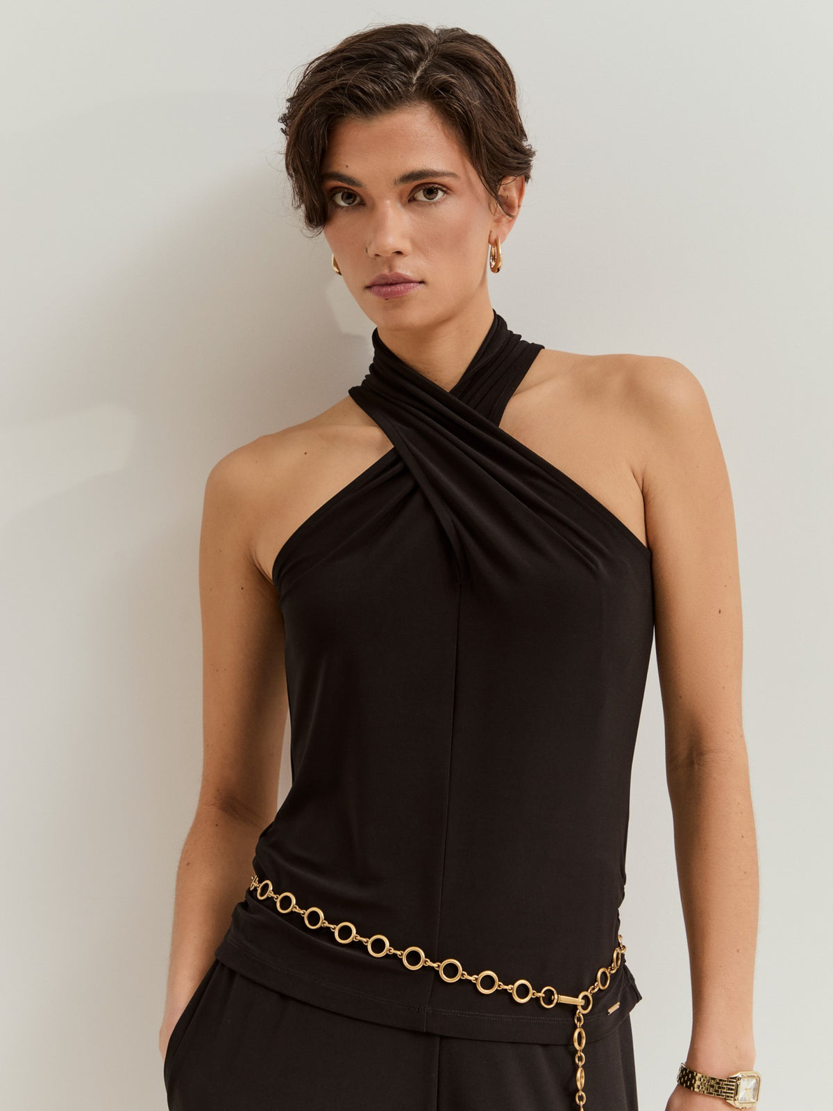 Top con Cuello Halter y Efecto Drapeado