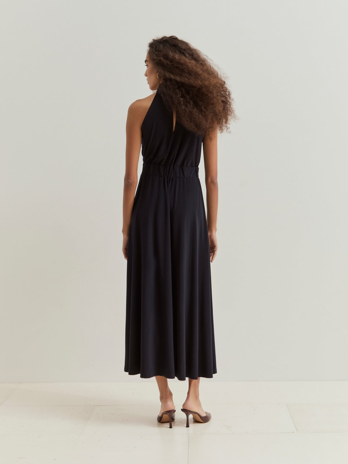 Vestido Escote Halter Largo Azul Marino