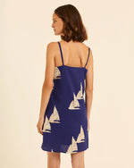 Vestido de Tirantes con Bordados de Barcos
