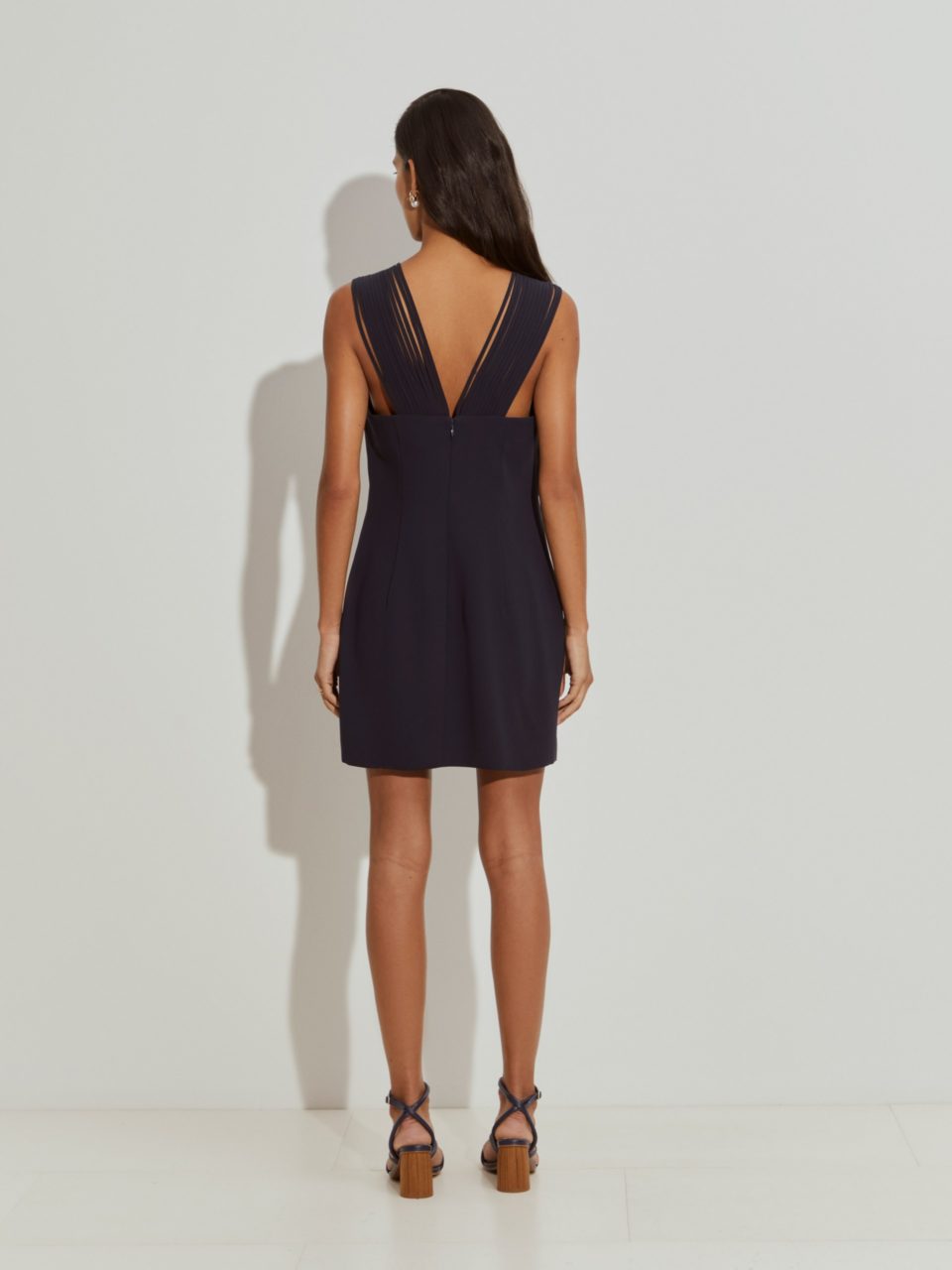 Vestido Corto sin Mangas Marino| Lion of Porches
