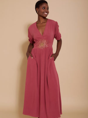 Vestido Largo con Fajín de Lentejuelas