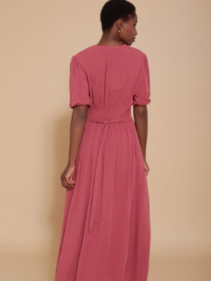 Vestido Largo con Fajín de Lentejuelas