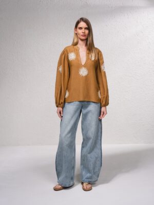 Blusa Fluida Soles Bordados