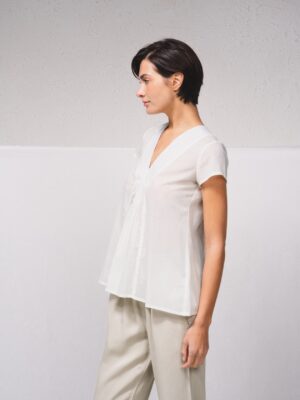 Blusa Escote Pico