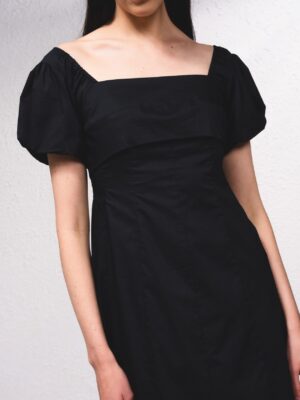 Vestido Largo con Escote Cuadrado