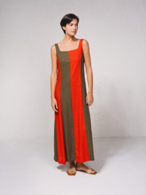 Vestido de Tirantes en Contraste