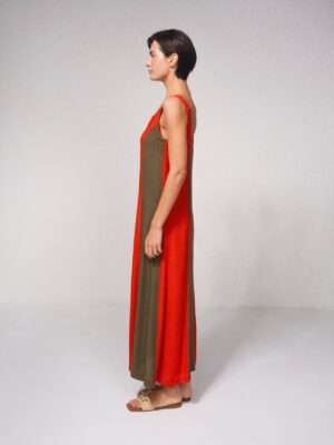 Vestido de Tirantes en Contraste
